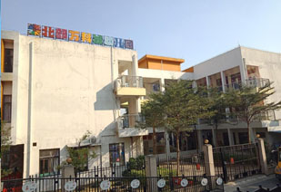 清遠龍塘中心小學